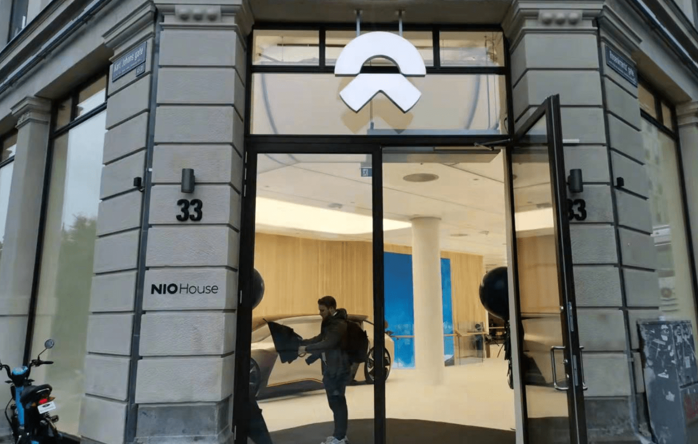 中外同价！蔚来ES8在挪威上市45万人民币起售：比当地Model Y贵5万_搜狐网