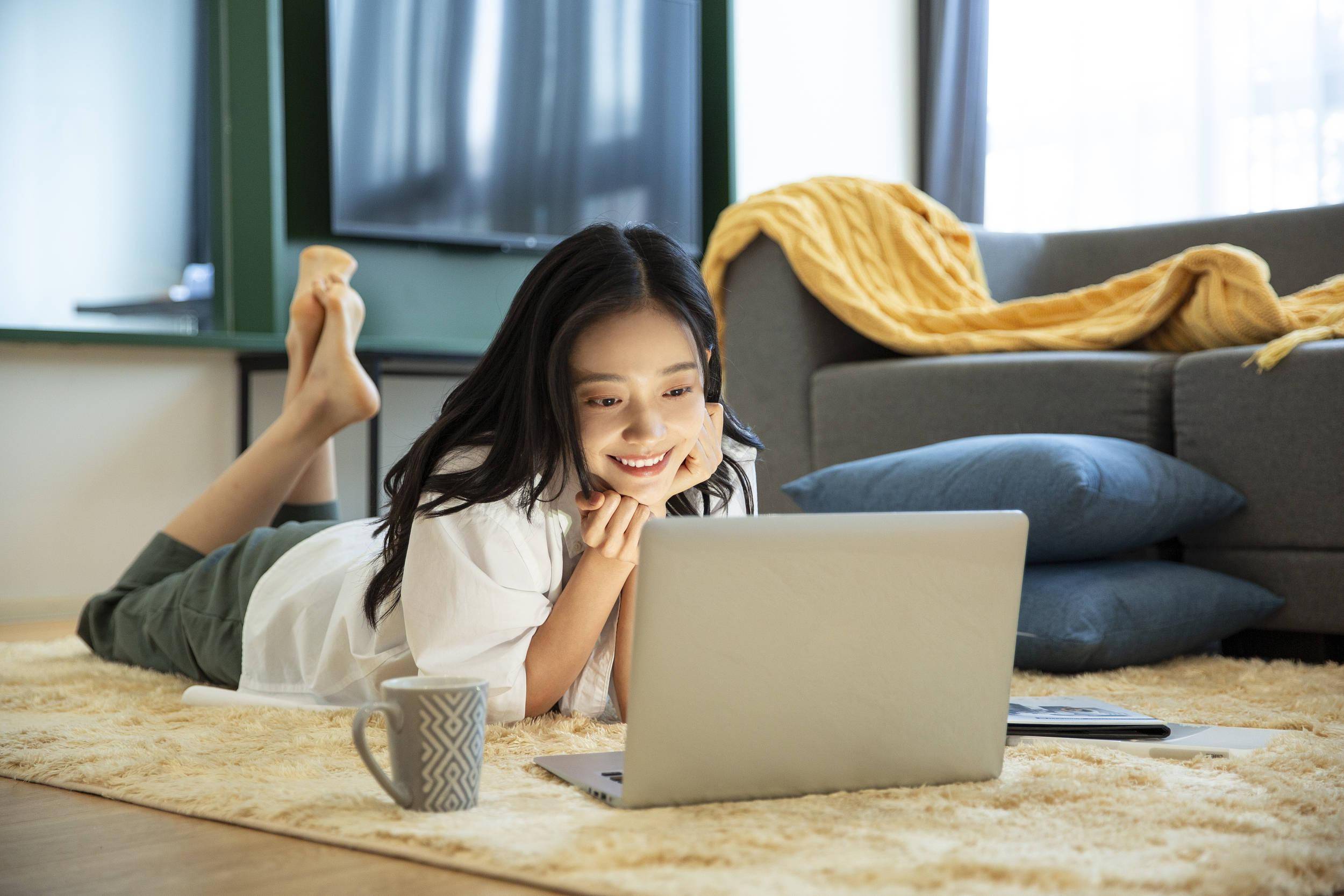 永不消逝的"宅经济"