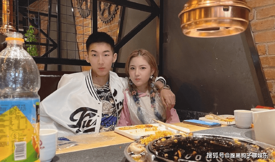 原创网红寒王被指出轨，澄清后仍遭质疑，网友：嗑个土味儿CP也塌房！