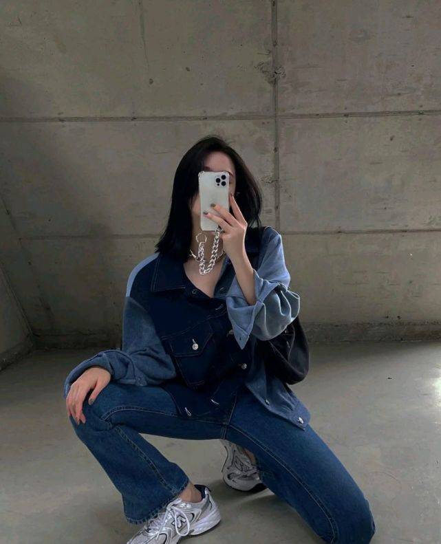 服装 谁说牛仔外套过时了？只要选对了服装款式，可以惊艳四座