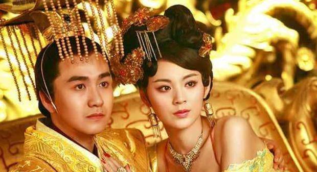 赵合德有多荒唐 03e0aa0ca2a345429f9c92f88adc030b.jpeg