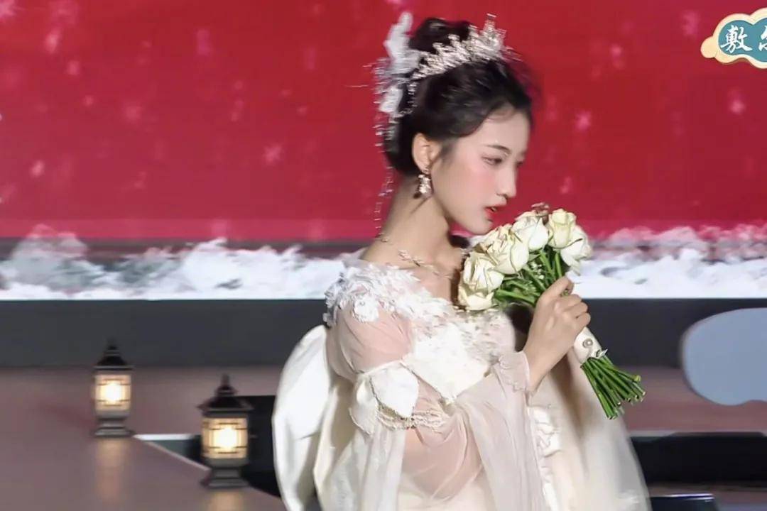 林妹妹古装男主靠颜值丑出圈，古装美女却一抓一大把？