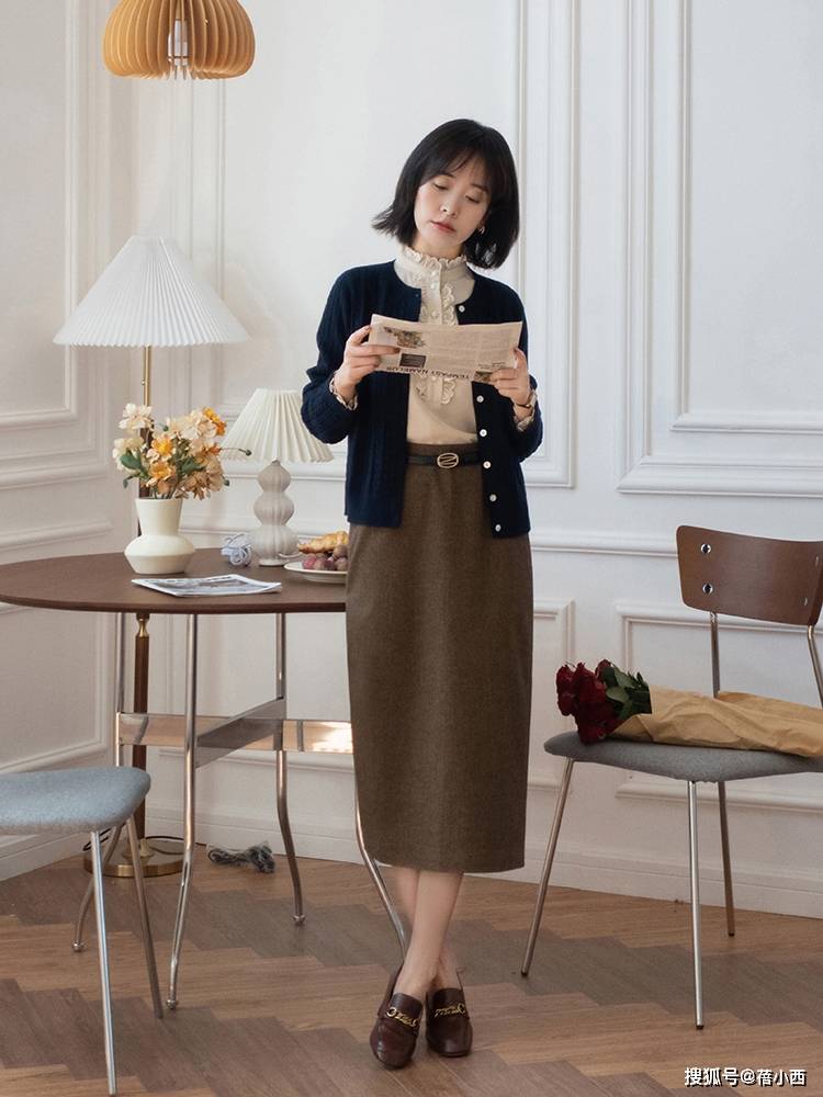 乐福 秋冬建议30+女性多备这“3双鞋”,搭配大衣、毛衣,高级又有气质