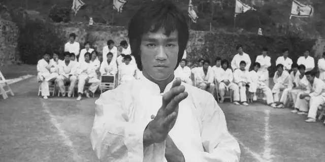 陈元龙|1973年，成龙与李小龙的最后一面，完成了一个时代的交接2