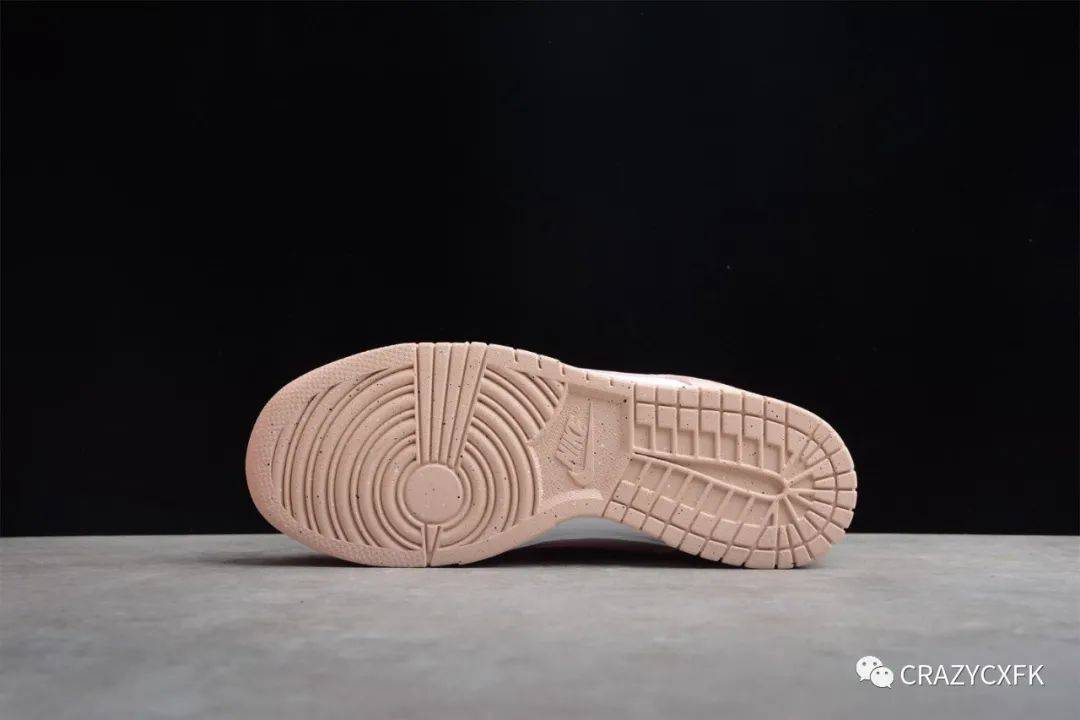 耐克nikedunklowpinkvelvet粉白情人节运动板鞋