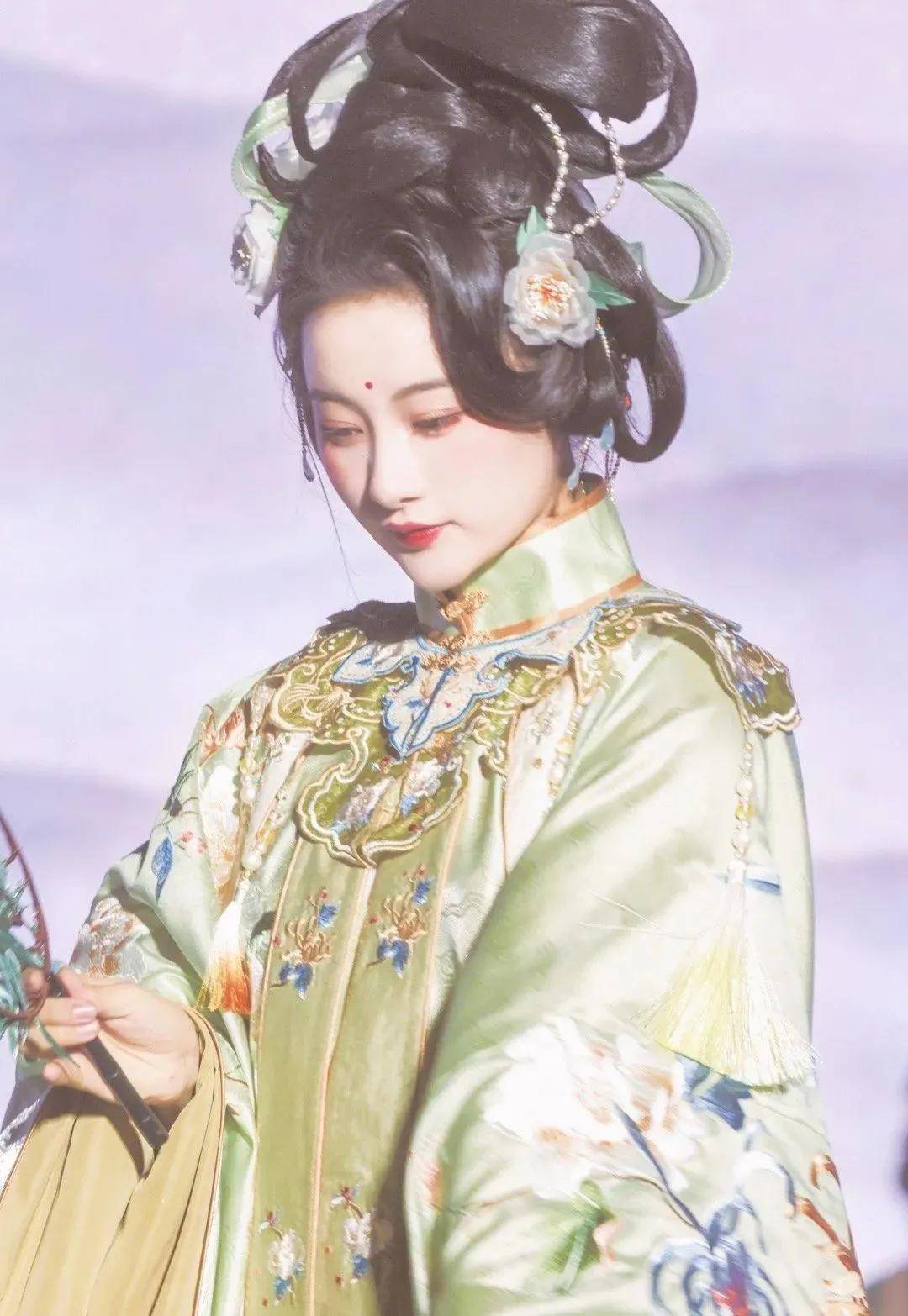 林妹妹古装男主靠颜值丑出圈，古装美女却一抓一大把？