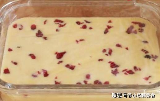 牛奶|早餐这样做，孩子三天两头点名要吃，不揉面不发面，比蛋糕还香