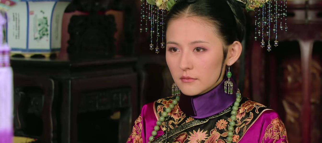 明明皇帝不爱叶澜依:为何还馋她的身子?你看原著描写有多恶心?_华妃