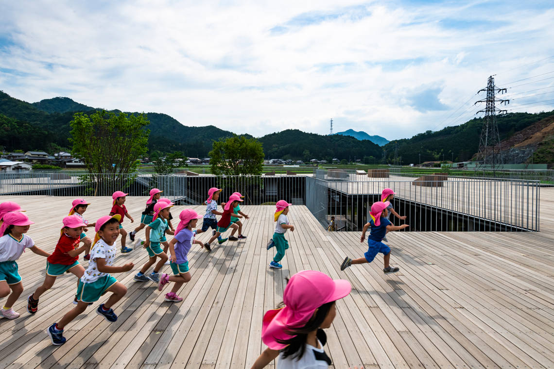 因为|什么才是儿童好设计?看手冢贵晴12个顺应自然哲学的幼儿园设计