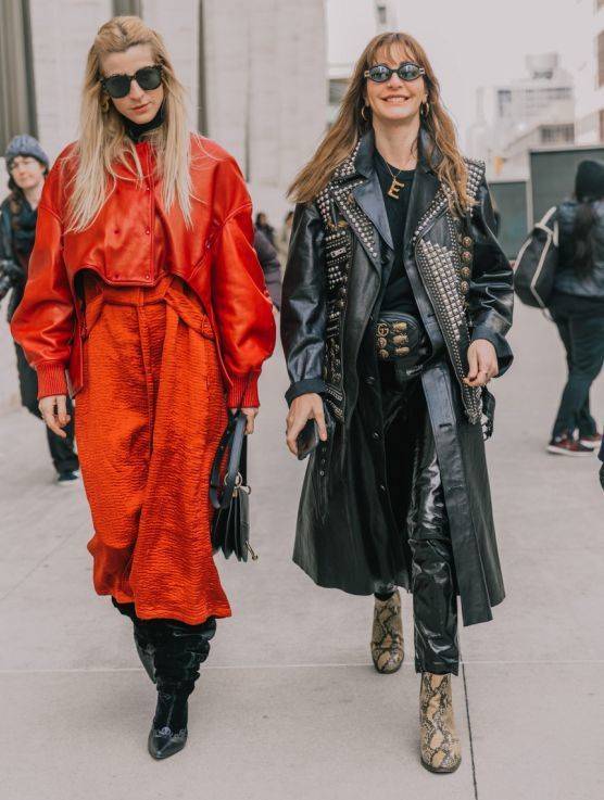 黑色 杨幂不走美艳大美人路线，秋天爱上皮革单品，立刻时髦感狂飙了