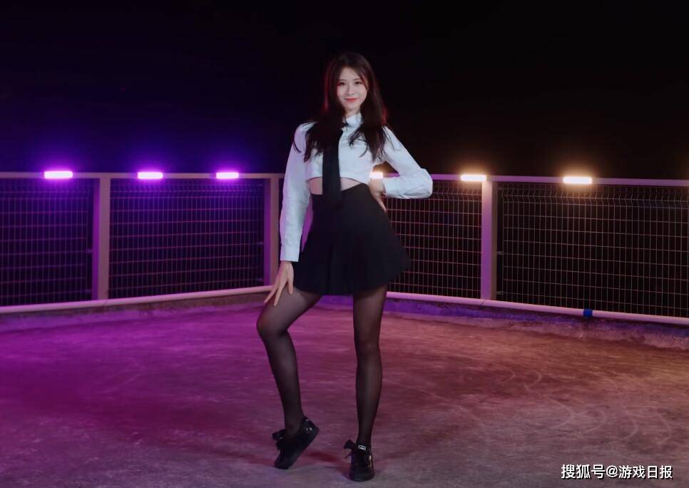 晓丹新天龙八部怀旧服玩家们有眼福了，嘉年华将至，众多Coser小姐姐助阵