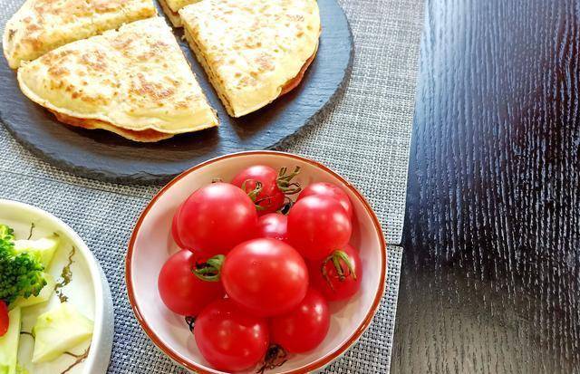 煎饼|好香的早餐呀,低糖低脂有营养,减肥也能大口吃,网友:有创意!