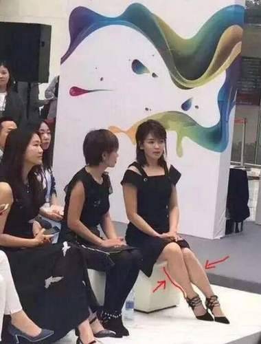 沧桑刘涛尽想着美颜成少女，实际本人很黑又壮实，没营销的那么漂亮！