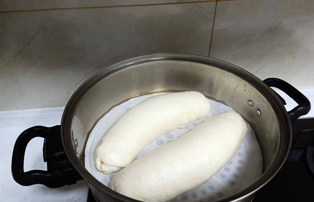 做法|早餐吃条肉龙吧，一卷一蒸，鲜美爆汁，简单省事儿，比饺子还好吃