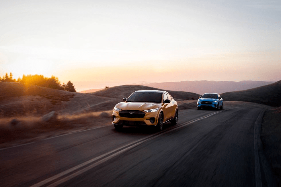 百公里加速3 65秒 起步36 99万 福特电马gt上市 直逼model Y Mach E