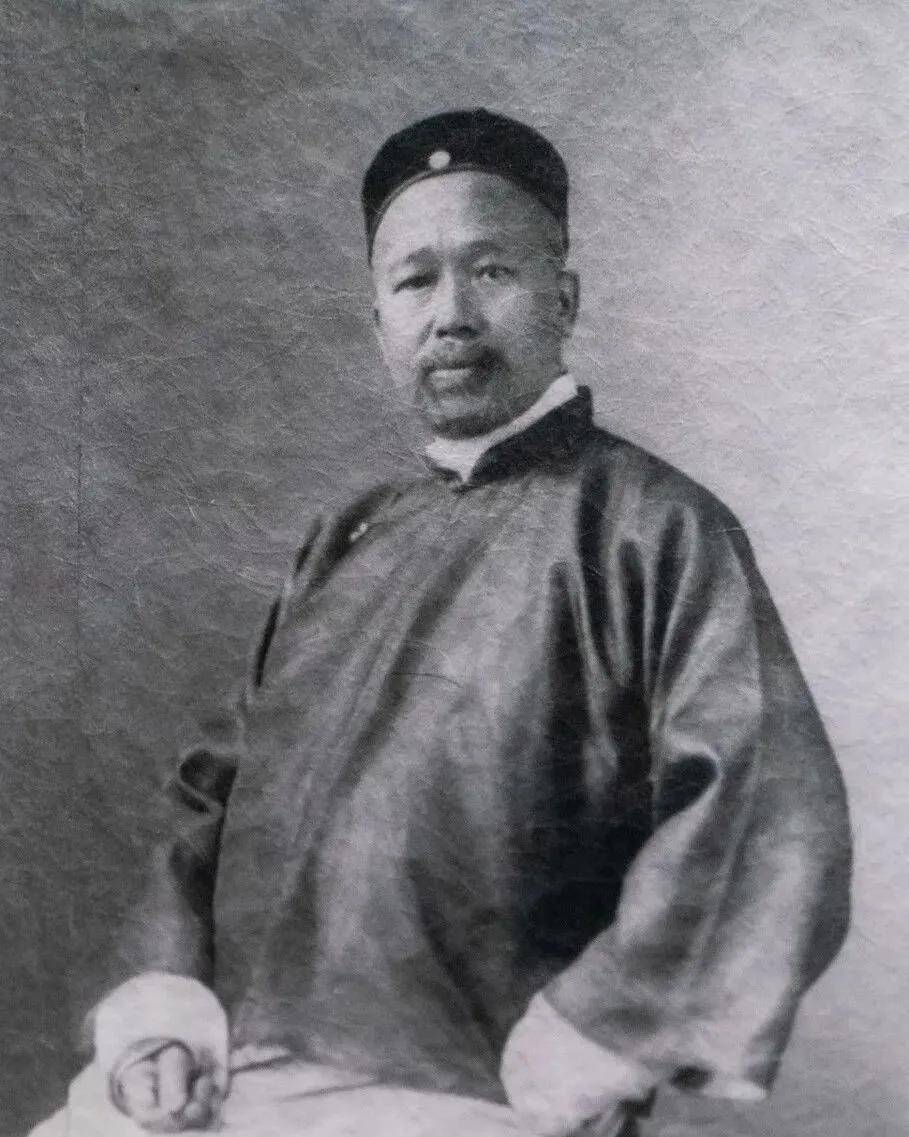 狷狂半生，风流一世，晚年靠卖字糊口，康有为书法水平到底如何