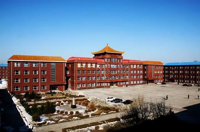 大庆市高中教育质量如何四大亮点凸显大庆高中教育金色名片