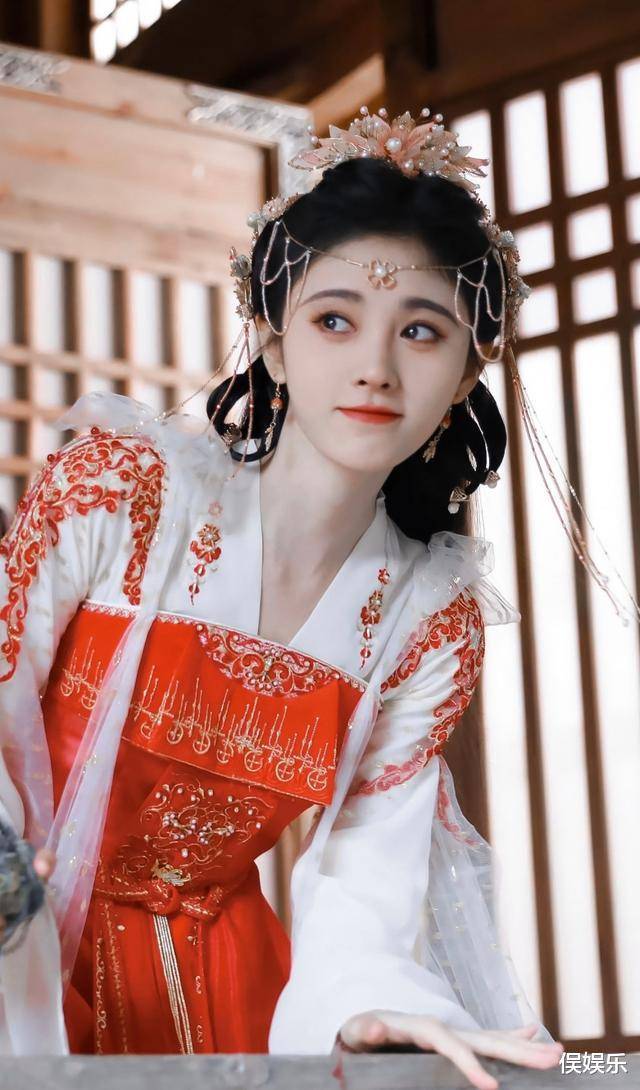 鞠婧祎 鞠婧祎“花里胡哨”的新剧造型，能否打破古装“敷衍造型”的窘境