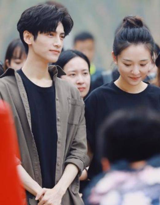 何以笙箫默罗云熙吴倩大学时期 52df865ab0cc49889fbd866b803f63ff.jpeg