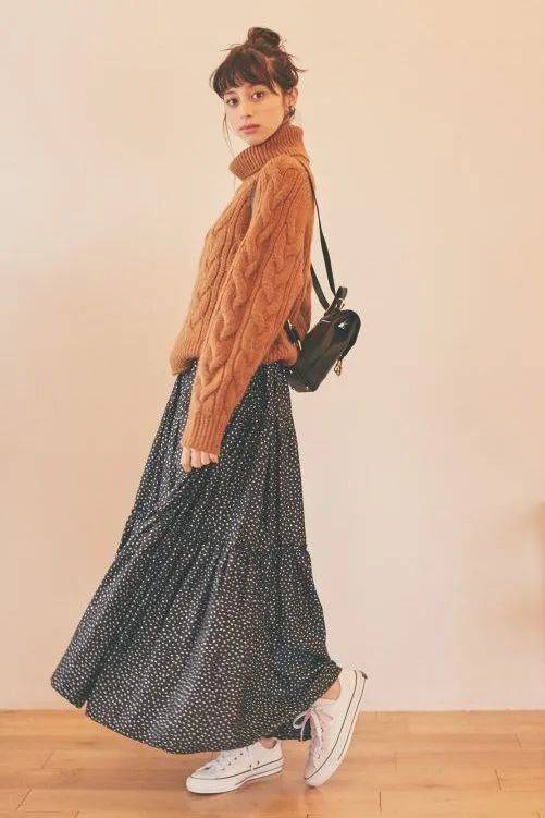 气质 大毛衣+半裙,才是2021秋冬最气质时髦的打开方式!