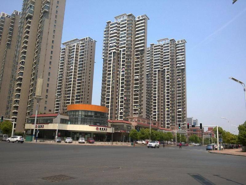 滨湖最大的小区,滨湖世纪城,也是二手房价格最低的小区