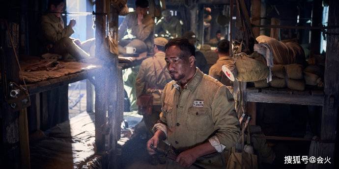 因为|《长津湖》票房破43亿！能让吴京撒娇的硬汉胡军，竟是催泪担当？