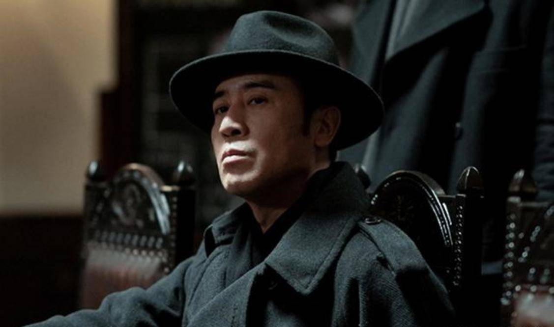 张颂文|金鸡奖提名下月初公布，影帝五强名额不够分，刘烨有望追平黄晓明！