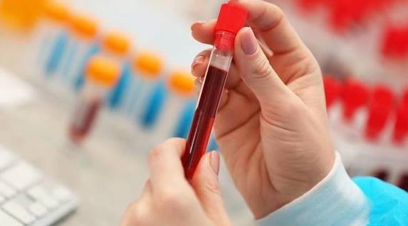 肾脏|肾病患者注意!避免尿毒症,这4个指标要先控制好