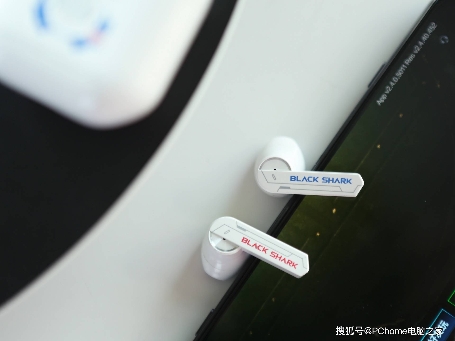 黑鲨凤鸣真无线蓝牙耳机体验 超低延迟确认敌人方位更快速