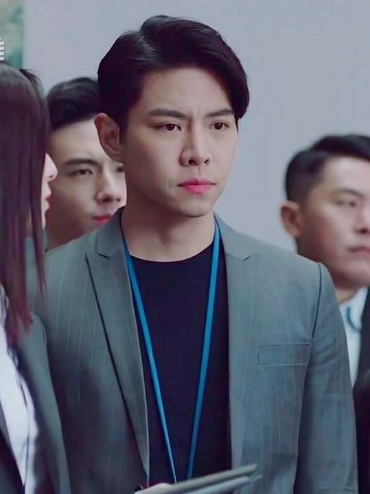 TVB艺人胡㻗凭《我家无难事》上位，哥哥是力捧小生，绯闻不断_罗天宇