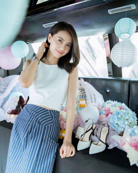 娱乐圈女明星排行榜_娱乐圈最干净的8大当红明星排行,第一实至名归