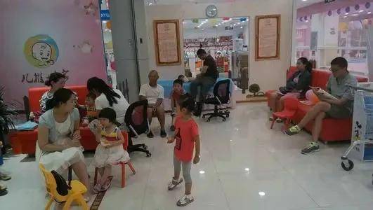 中医药|百草济世：深陷五大痛点、经营举步维艰，看小儿推拿馆如何一一化解