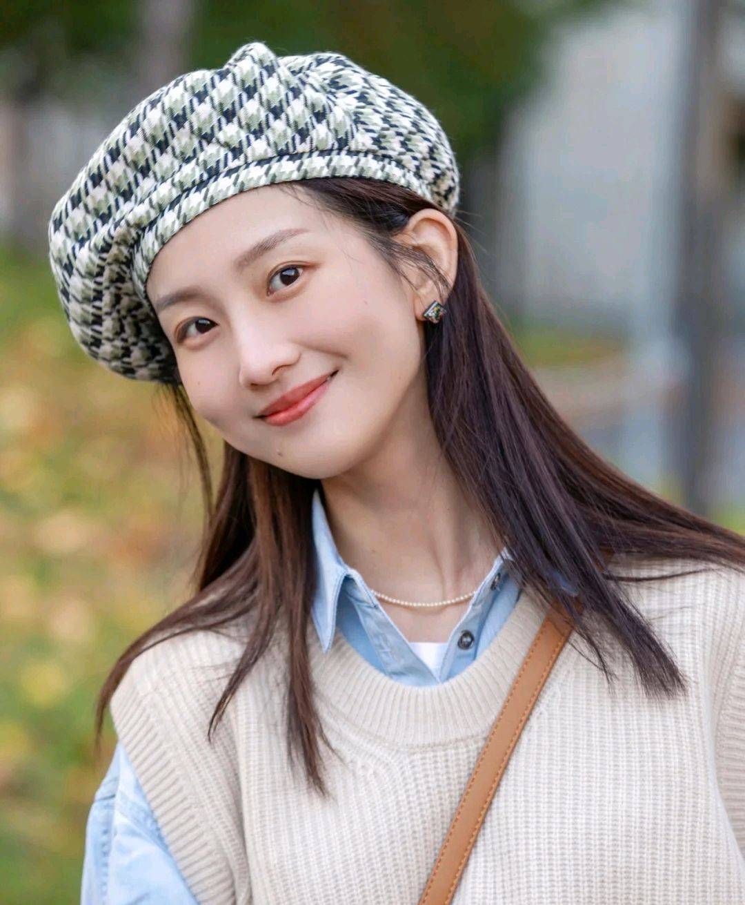 风景线 谁说穿基础款不好看的？只要会搭配，轻松成为街角的靓丽风景线