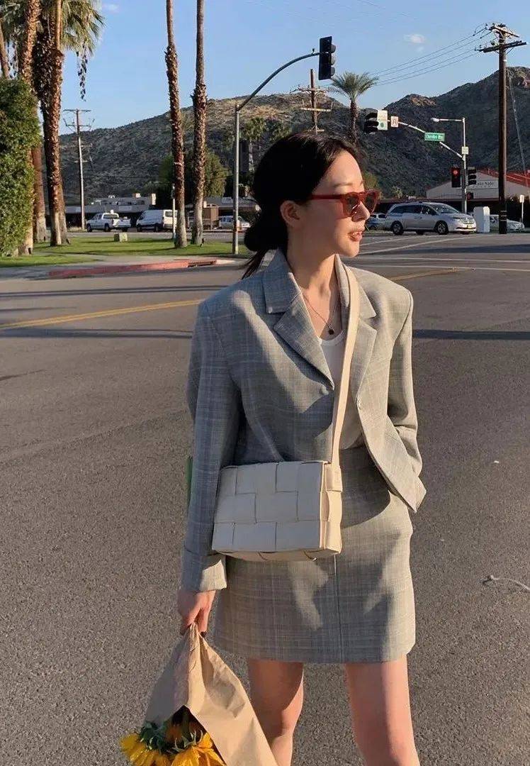 姐妹 鞠婧祎化妆师被欧阳娜娜挖走了？这富家千金味也太重了…
