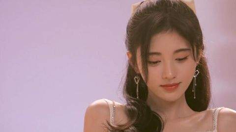 曲线美新依美美容：钓系纯欲风绝了！注意这3点，你也能又纯又撩！
