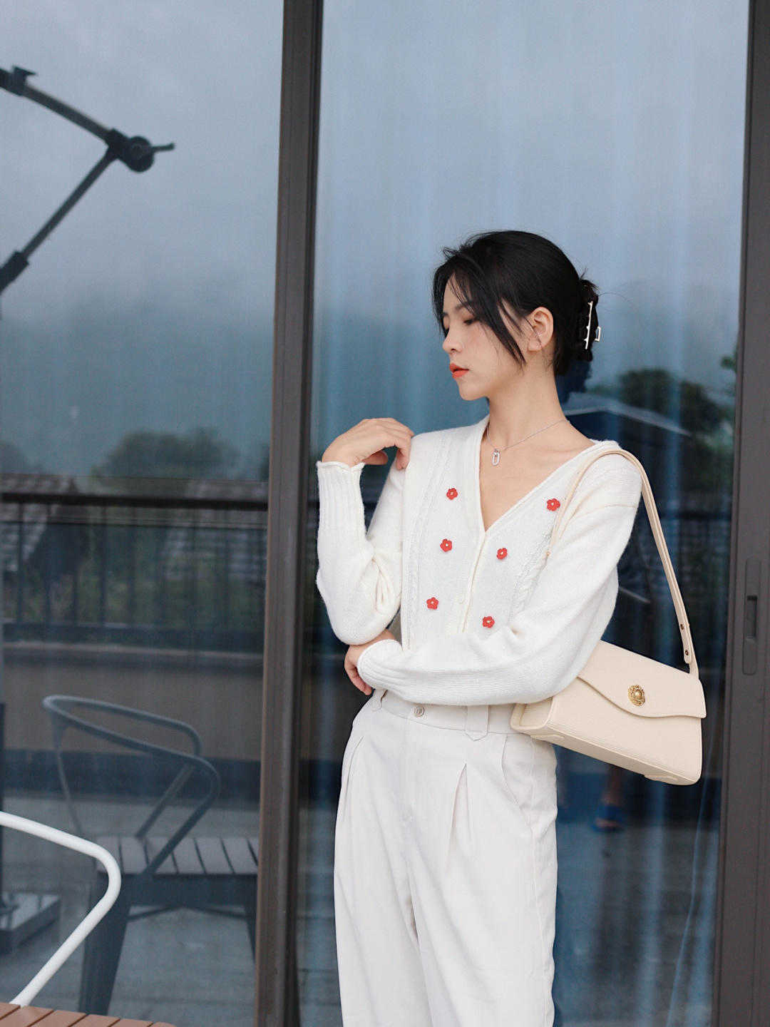 风衣 秋冬买大衣，选这3款更高级洋气，显白衬肤提气质，特别好看