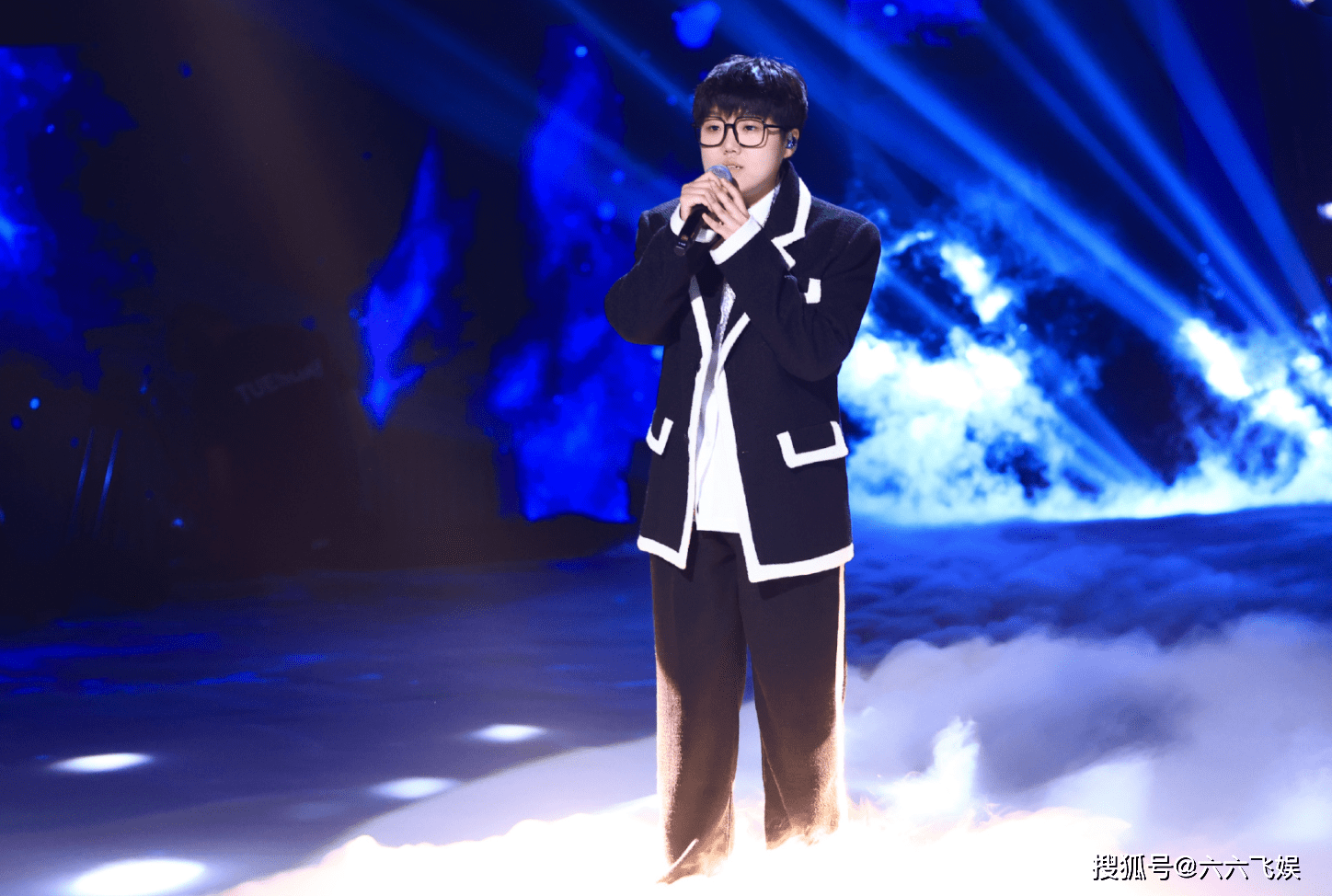 时代|李克勤把伍珂玥带成了《好声音》冠军，比赛结束后，她又何去何从