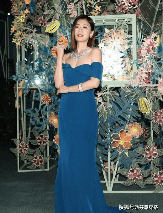 漂亮 贾静雯真的太漂亮有女人味了,虽然已经是47岁的女人了