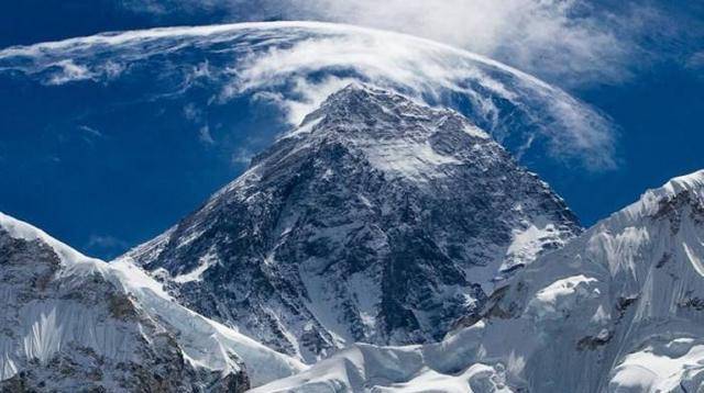 珠穆朗玛峰高度8844米，这是极限吗？珠峰曾高达1.2万米！