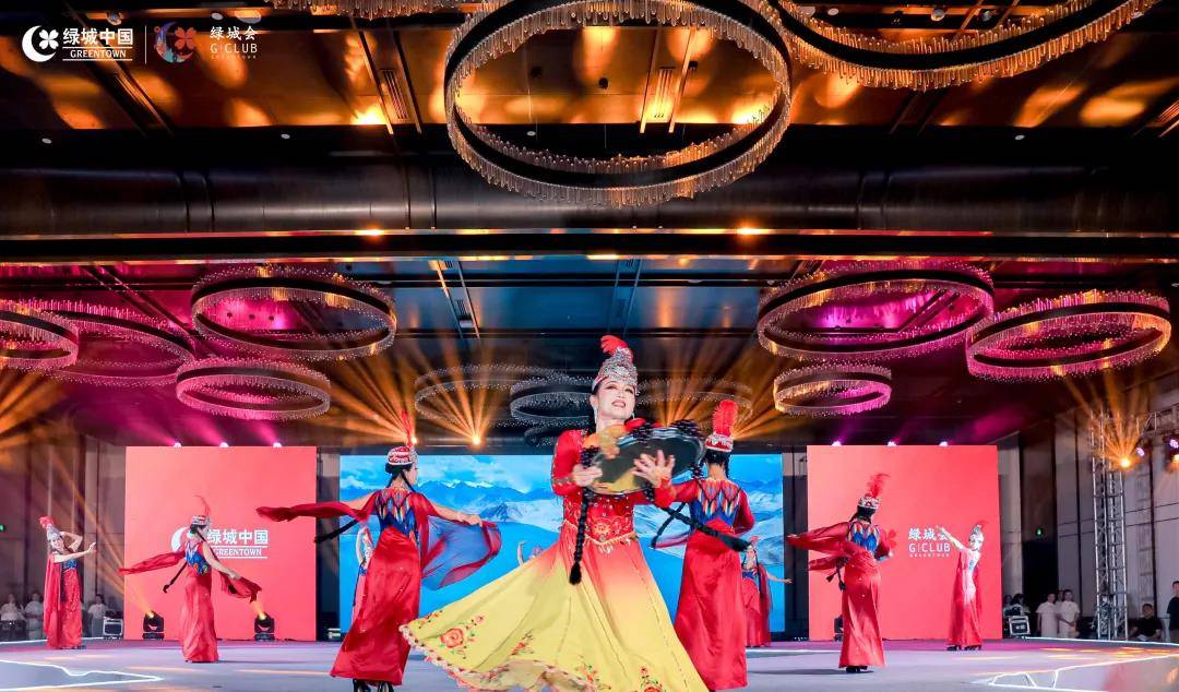 年华 花样的年华，如诗如花亦如歌