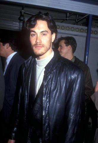 乌鸦|1993年李小龙之子李国豪在片场遭“枪杀”，到底是意外还是阴谋？