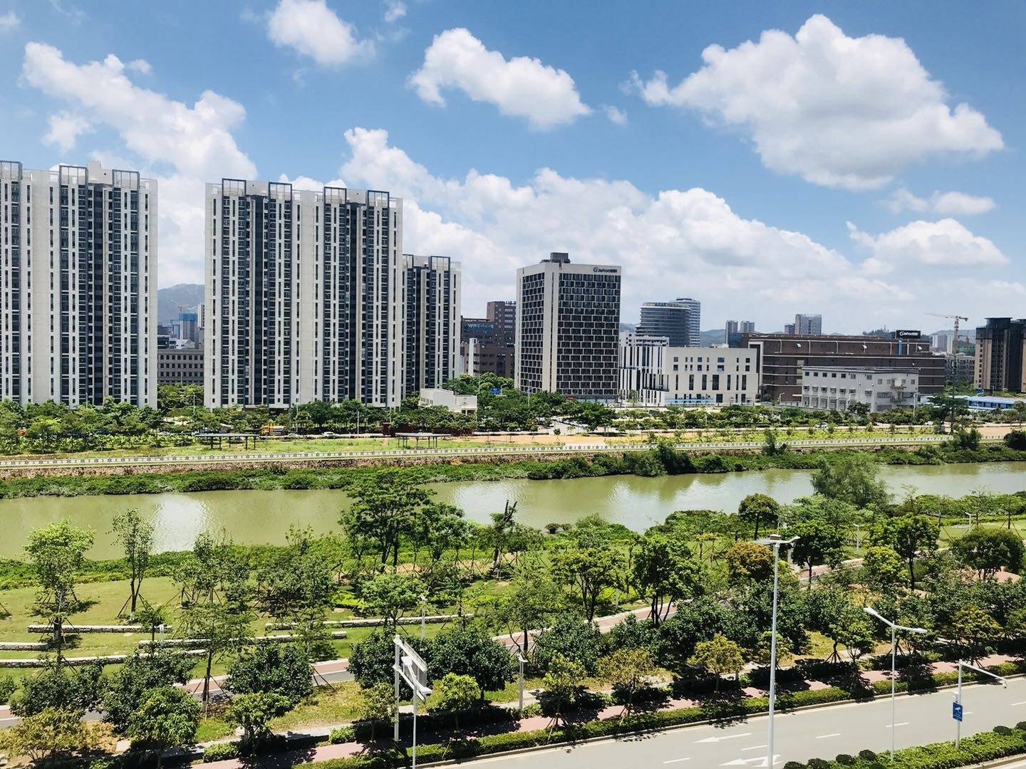 仁恒.河滨花园开发商电话多少