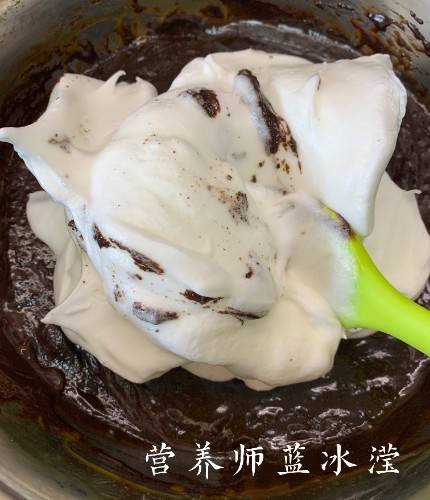 小苏打|孩子吃巧克力危害多？不一定！适当食用可以让孩子更加敏锐