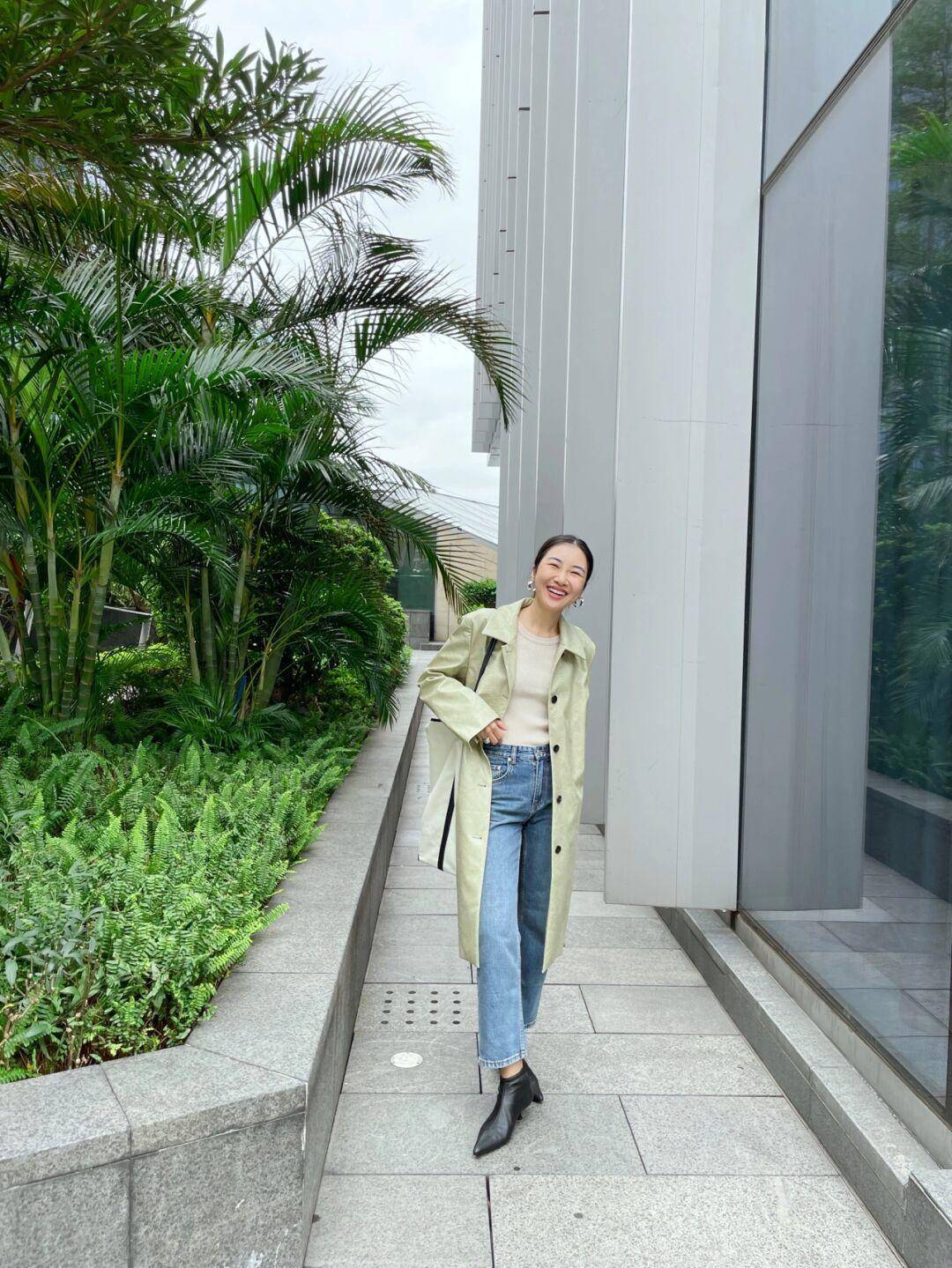 注入 你离时尚只差一件“皮大衣”，掌握几个穿搭小技巧，让你气质翻倍