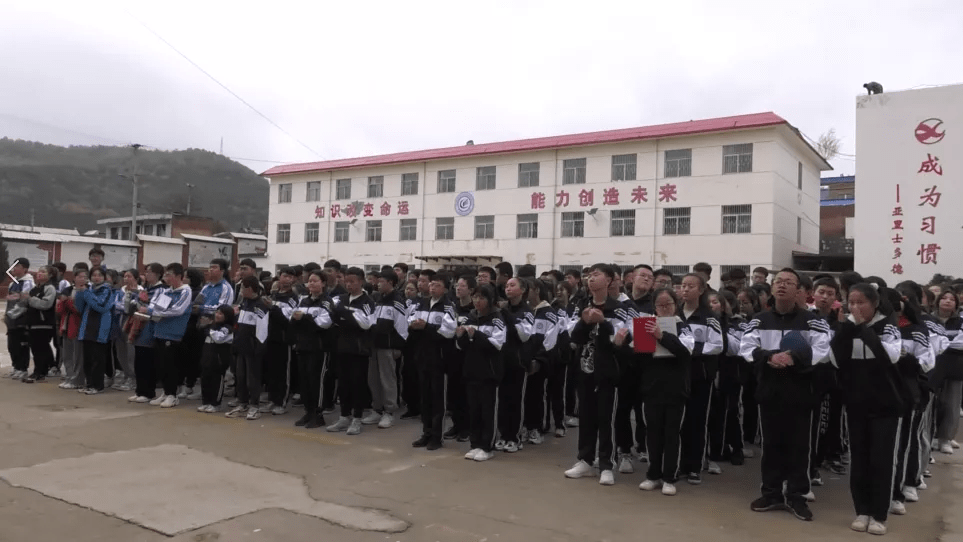 宣传|方山县疾控中心走进县职业中学开展艾滋病防治知识宣传活动