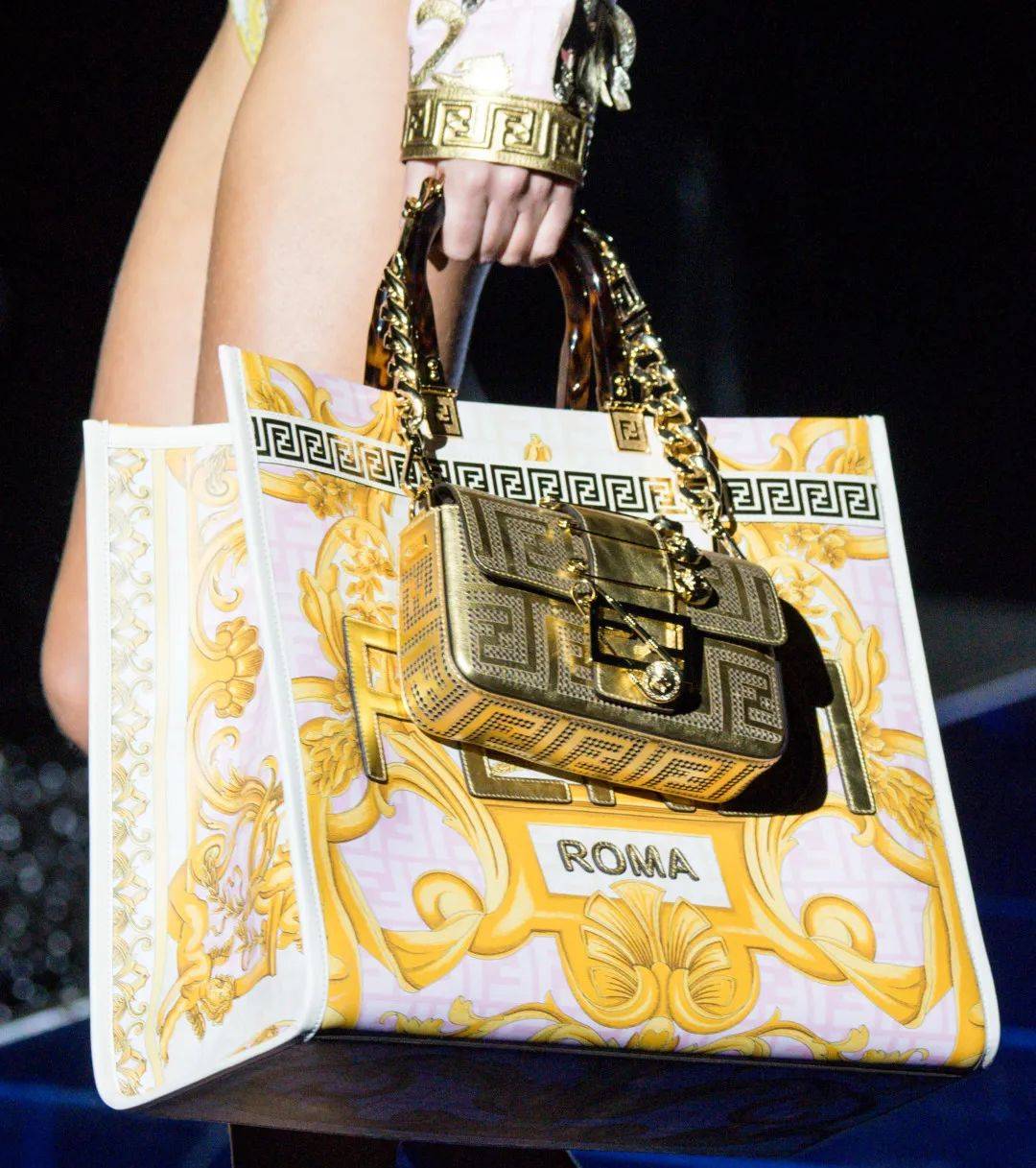 Jones 求求她别再折腾了，仙女土成大妈！