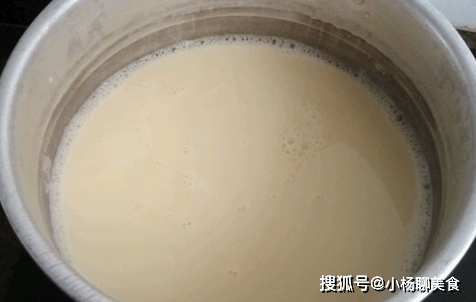 进行|在家做豆浆，别只会泡黄豆，多加“这1步”，豆浆香醇又营养！