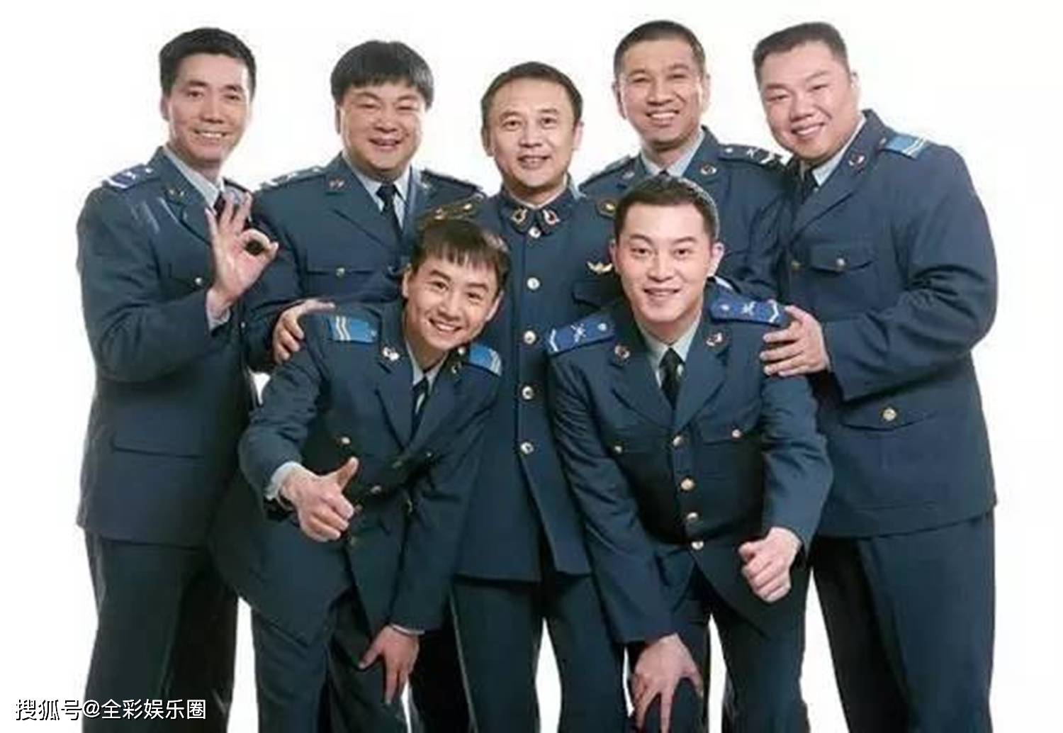 炊事班的故事》演员现状：沙溢范明最火，而他直接从小兵变元帅_饰演者