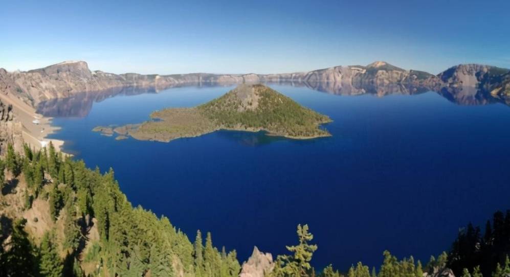 美国最“深”湖泊，深589米堪比三座摩天大楼，游客却抢着去游泳