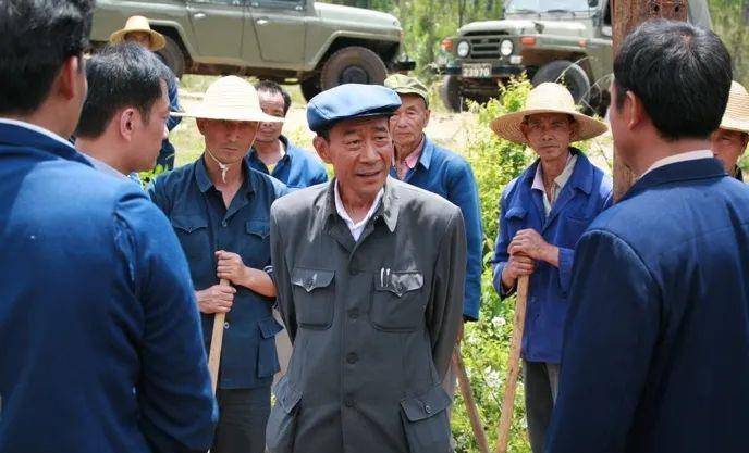父亲|给这角色打“问号”李雪健脸红了